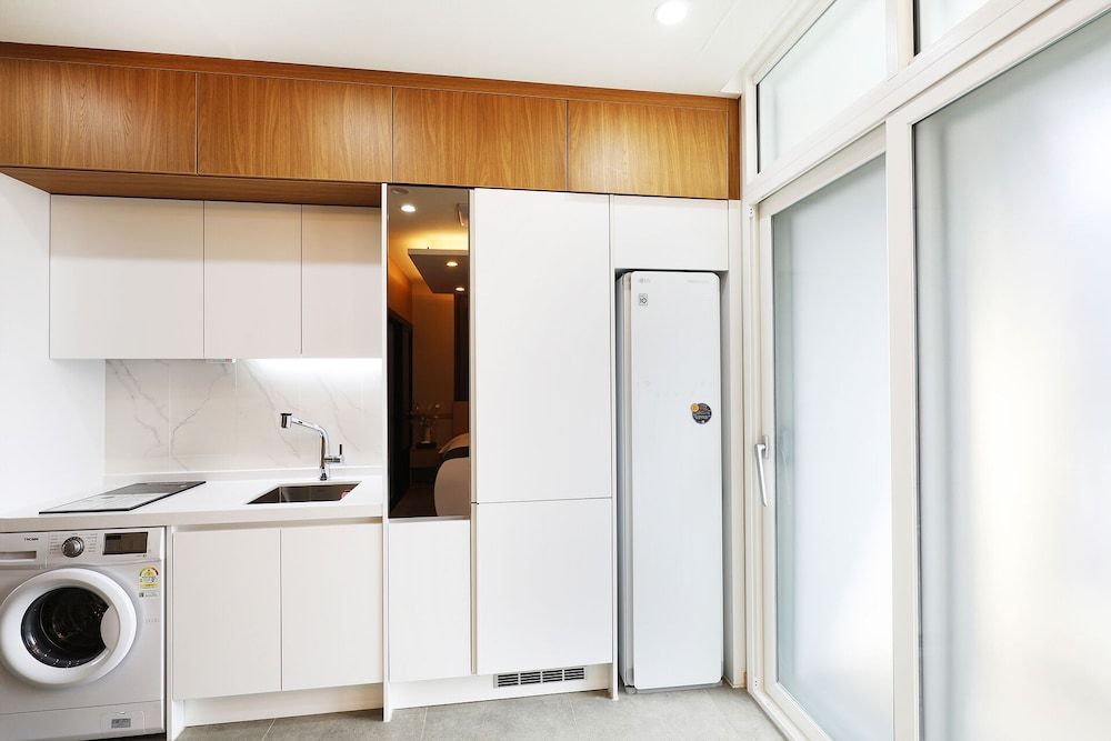 The Stay Classic Hotel Myeongdong Royal Twin Room (No parking) 6