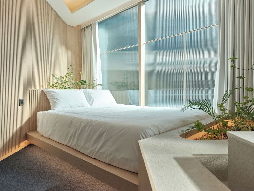 undefined UH Suite Seoul Square 6