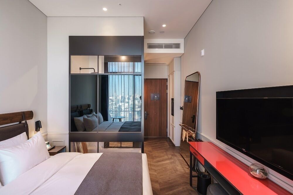 JUNIBINO HOTEL Hongdae Deluxe Double Room