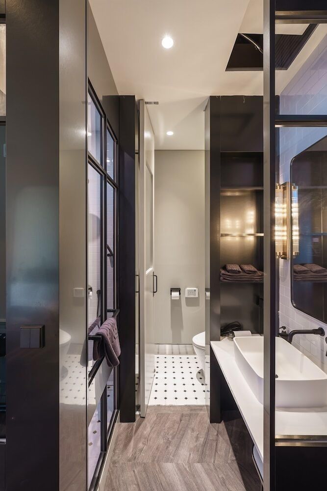 JUNIBINO HOTEL Hongdae Deluxe Double Room 4