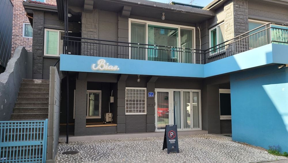 undefined Bias K-GIRL GUESTHOUSE - Caters to Women 6