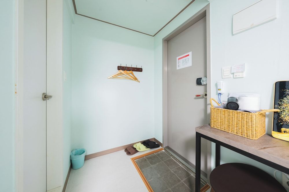 Cave Myeongdong Standard Triple Room 12