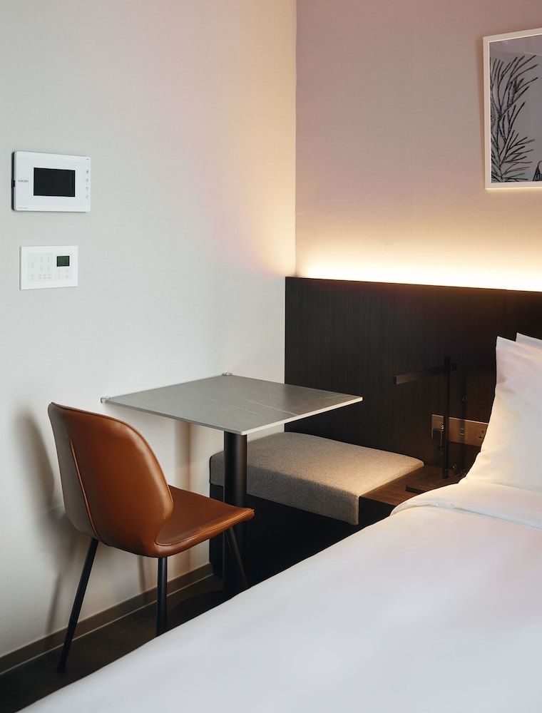 HOMES Stay Myeongdong Standard Double Room 3