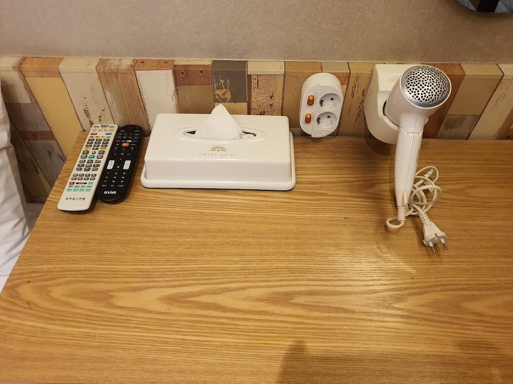 undefined Hotel Daisy 10