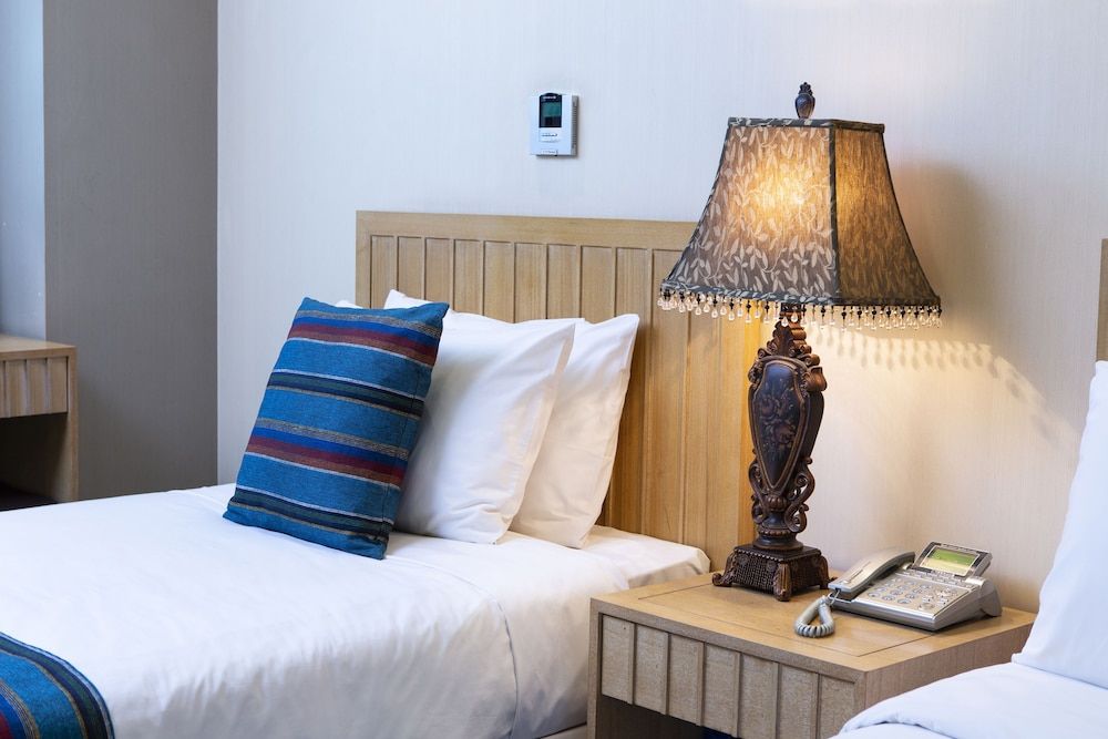 Ritz Plaza Hotel Standard Twin Room