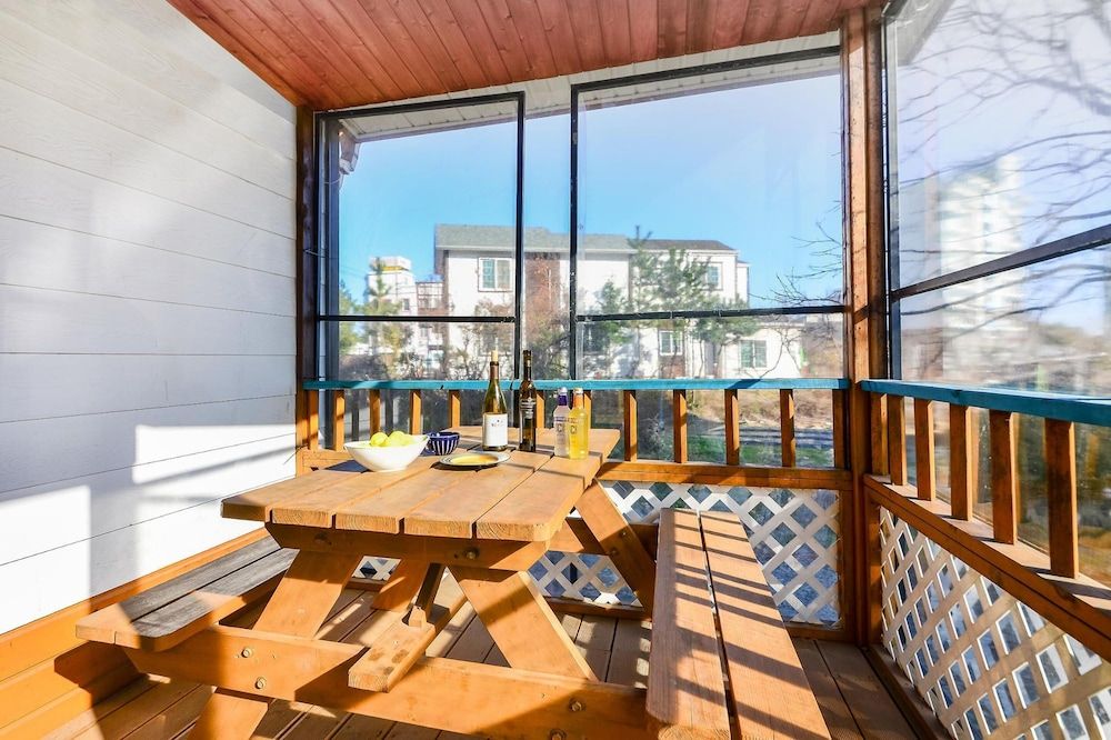 Sokcho Dderak Pension Basic Room, 1 Bedroom (Soosunhwa) 6