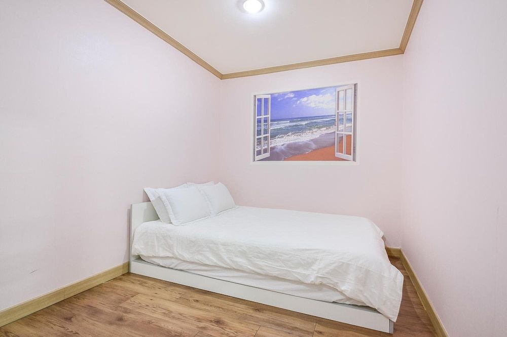Sokcho Dderak Pension Basic Room, 1 Bedroom (Heabaragi) 2
