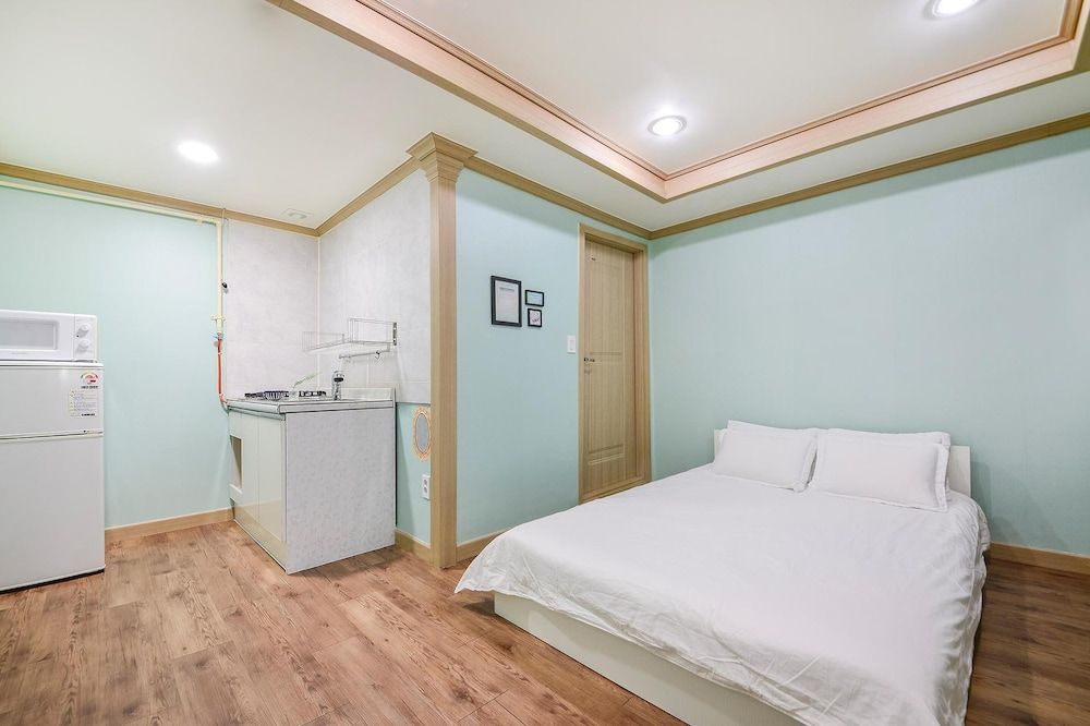 Sokcho Dderak Pension Basic Room, 1 Bedroom (Deulgukhwa)