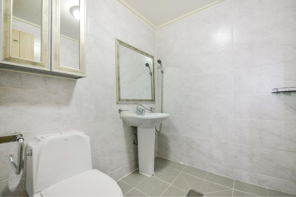 Sokcho Dderak Pension Basic Room, 1 Bedroom (Soosunhwa) 7