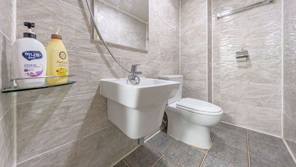 Sokcho Harmony Pension Basic Room, 1 Bedroom (405) 6