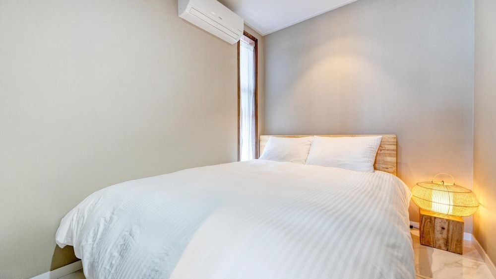 Sokcho Moreve Pension Basic Room, 1 Bedroom (B401(spa /half ocean view)) 2