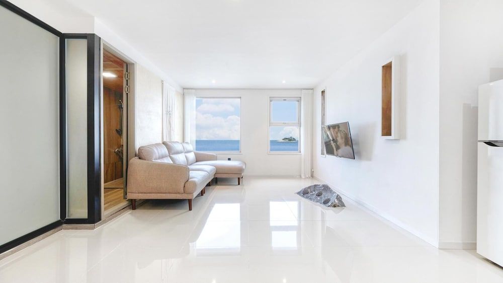 Sokcho Moreve Pension Basic Room, 1 Bedroom (A301(ocean view)) 6