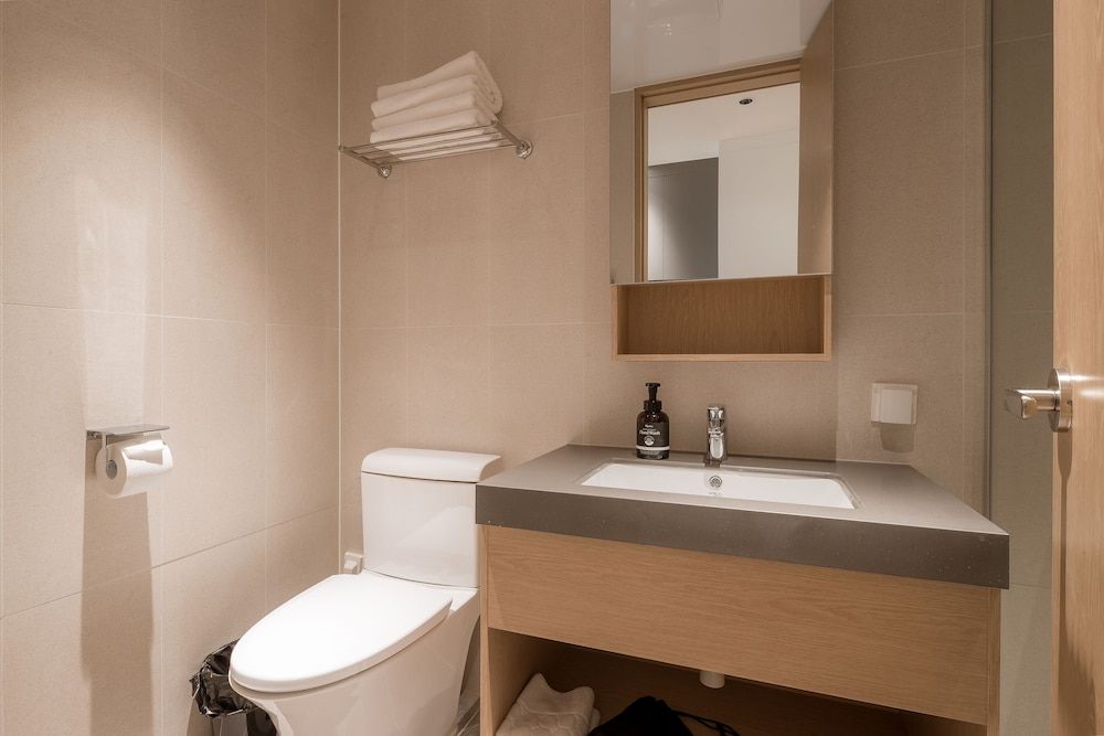 Chestertons Sokcho Standard Double Room (1 Room) 5