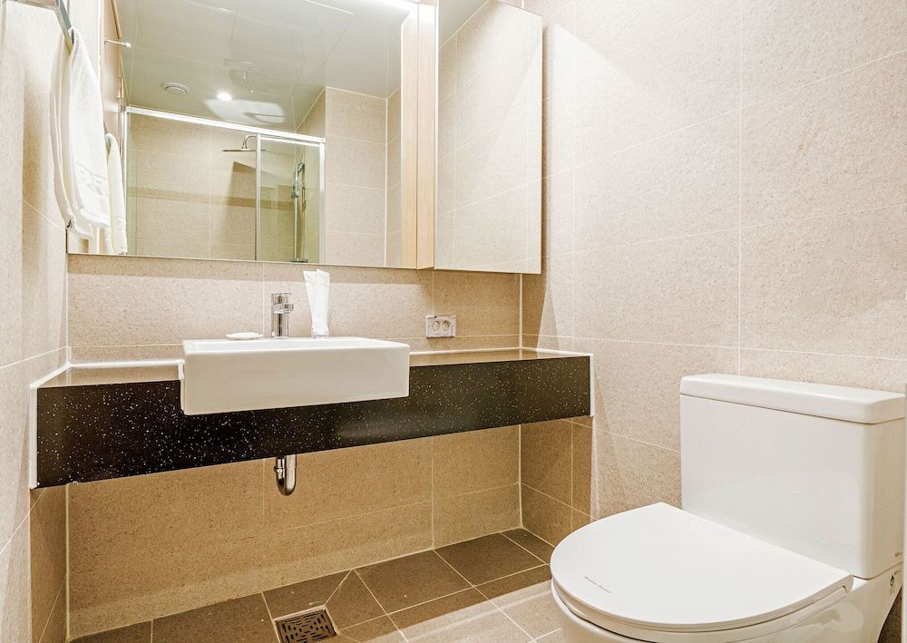 Sokcho I Park Suite Hotel and Resort Panorama Ocean View Deluxe Twin 6