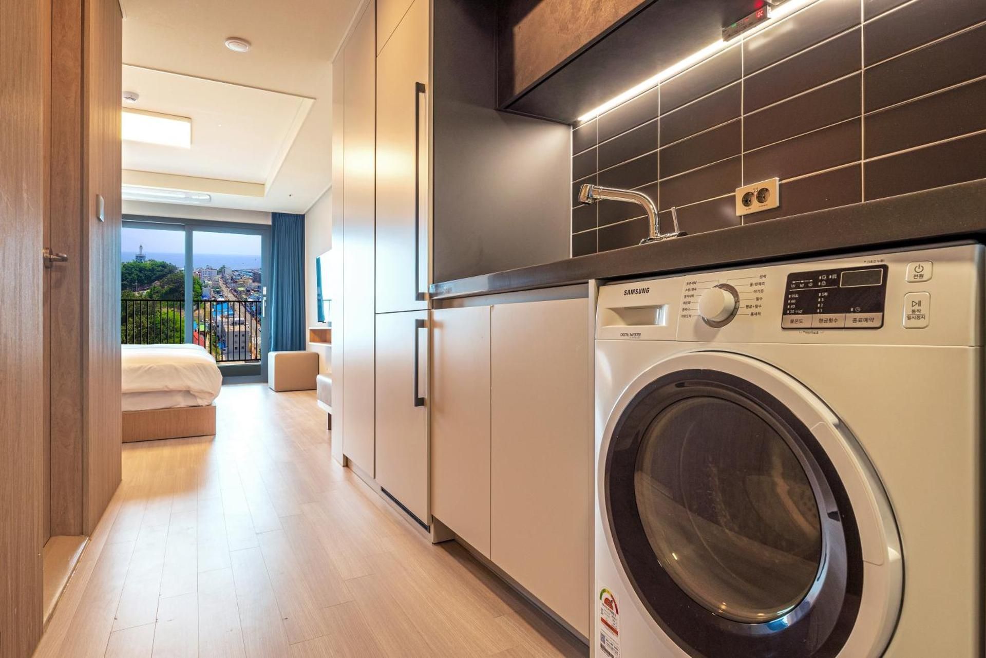 Sokcho I Park Suite Hotel and Resort Quadruple Room 150