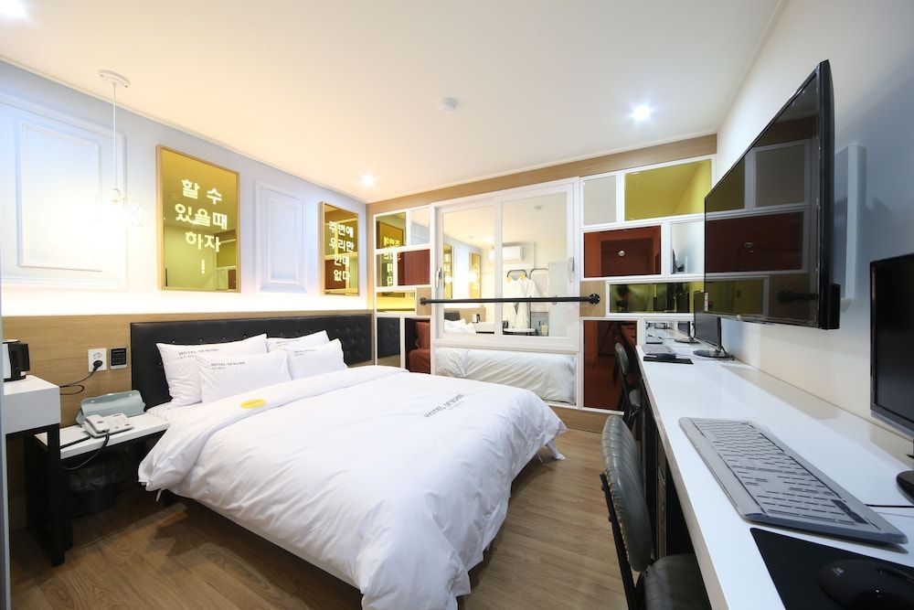 HOTEL Yeogiuhtte Gwangju Baek Un Deluxe Room (Battlegrounds room with 2 PC set) 2