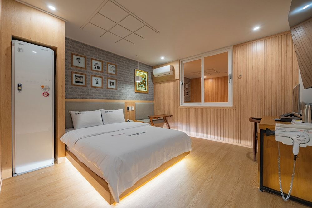 HOTEL Yeogiuhtte Gwangju Station Deluxe Double Room 8