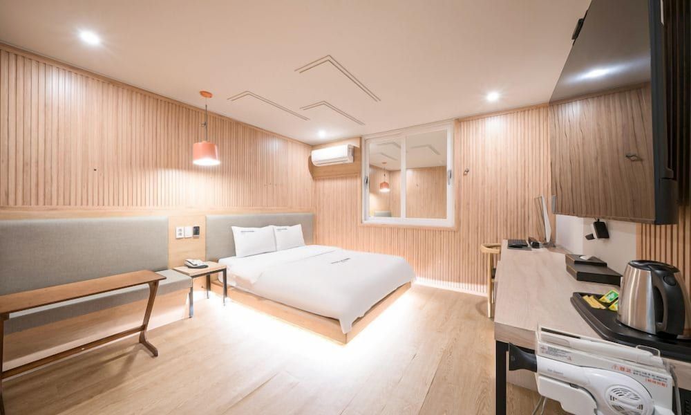 HOTEL Yeogiuhtte Gwangju Station Double Room 3