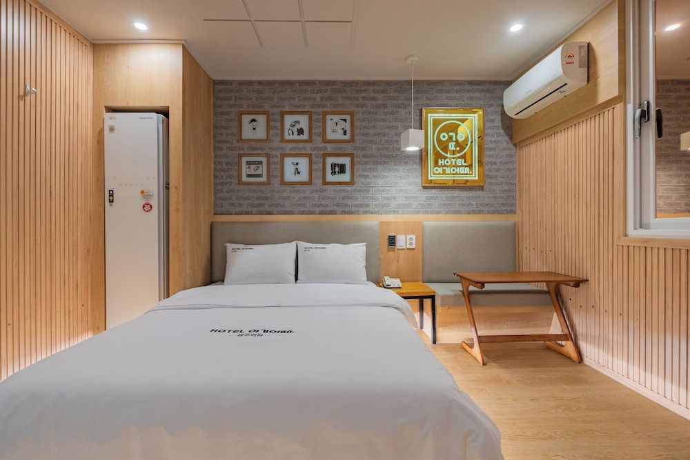 HOTEL Yeogiuhtte Gwangju Station Deluxe Double Room 9