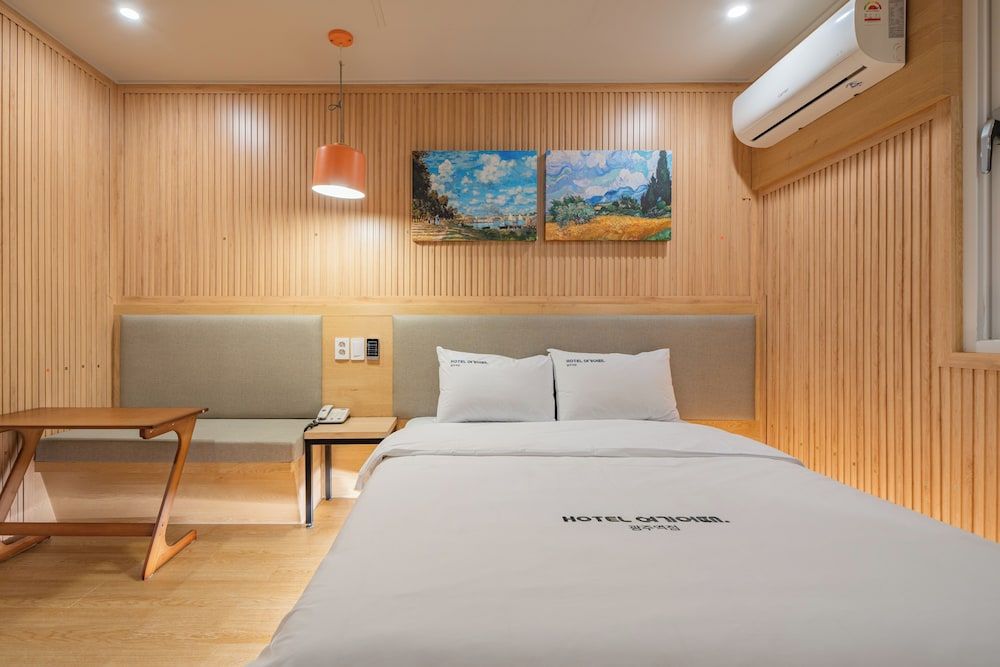 HOTEL Yeogiuhtte Gwangju Station Double Room 5