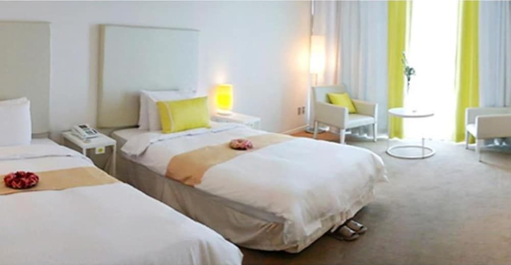 Ecograd Hotel Deluxe Twin Room