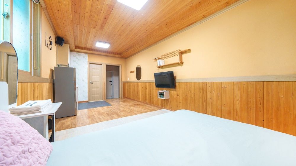 Suncheonman Muhan Dojan Pension Basic Room, 1 Bedroom (101) 4