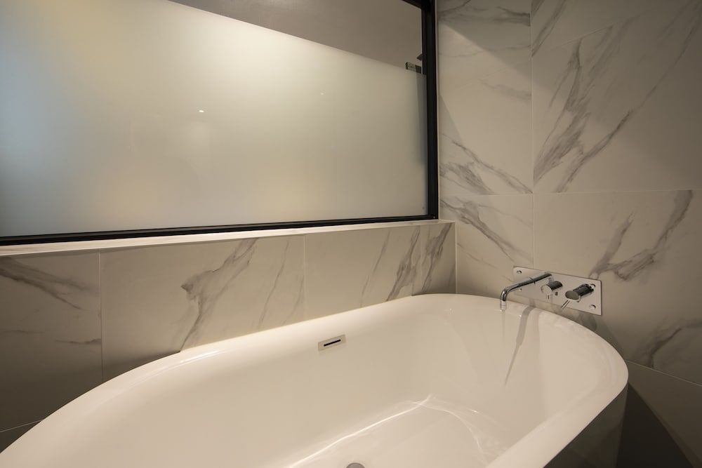 Brown Dot Hotel - Jangsaengpo Deluxe Twin, Ocean View 12