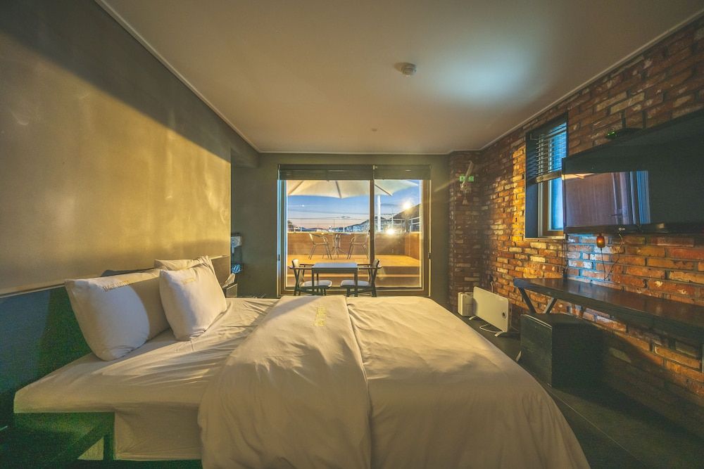 B&F Hotel Deluxe Double Room, 1 Double Bed, Terrace, Beachfront