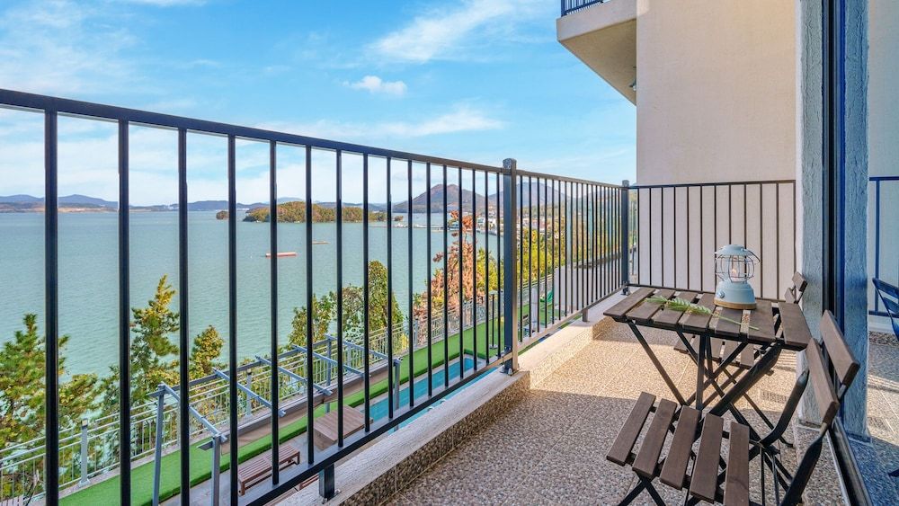 Yeosu Dasi bom Pension Basic Room, 1 Bedroom (204) 4