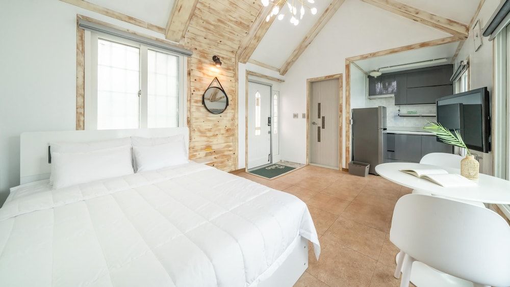 Yeosu Dulggot Pension Basic Room, 1 Bedroom (Somdari) 4