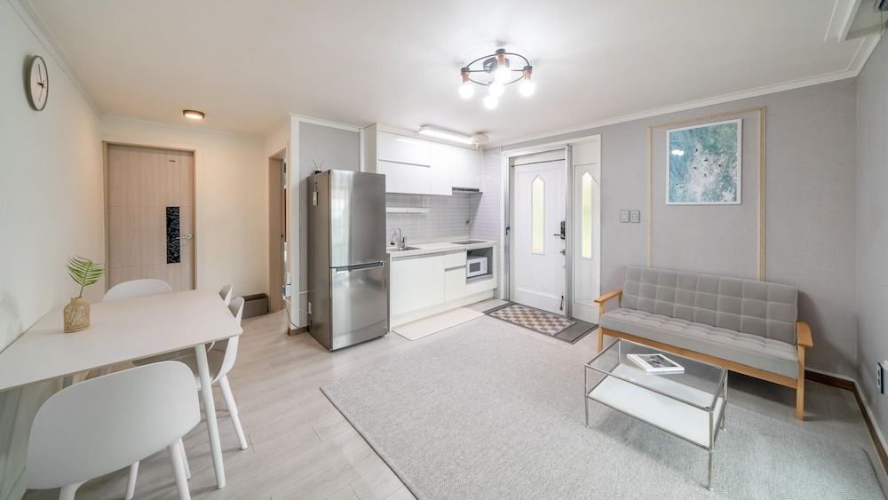 Yeosu Dulggot Pension Basic Room, 1 Bedroom (Angaeggot) 6