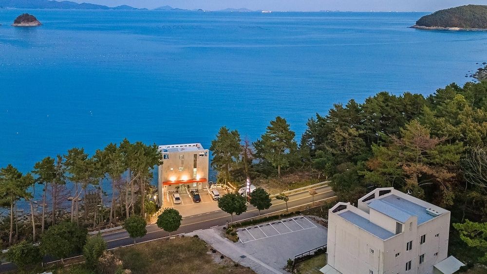 Yeosu Nukim Pension Basic Room, 1 Bedroom (203 ( Dog O,Spa )) 5