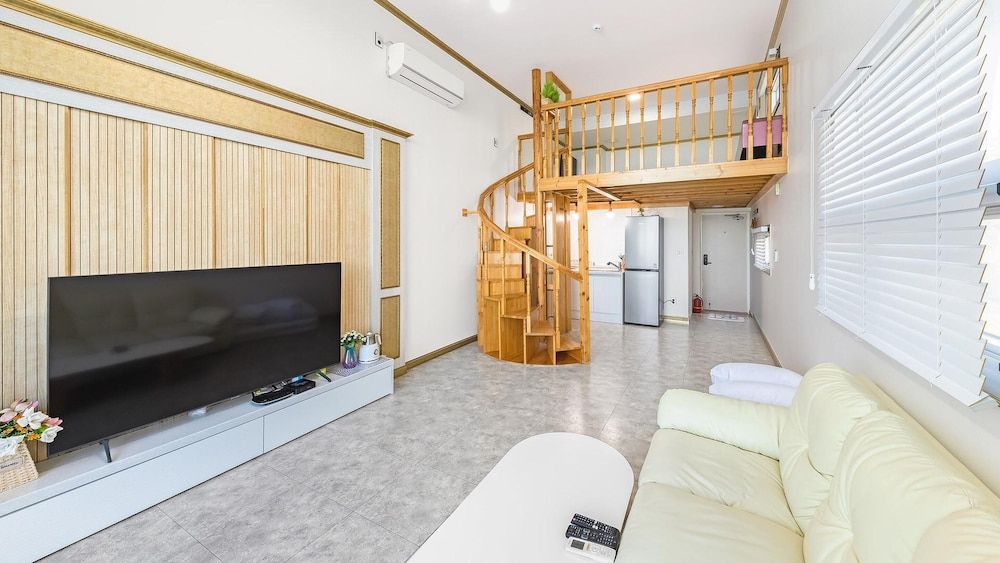 Yeosu Nukim Pension Basic Room, 1 Bedroom (201 ( Dog O,Spa )) 11