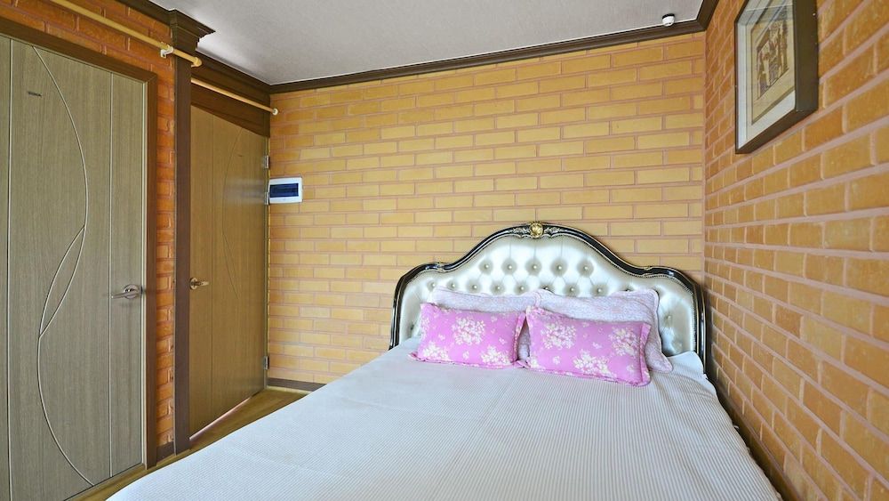 Yeosu Hwangto Pension Basic Room, 1 Bedroom (B202(Oceanview)) 2