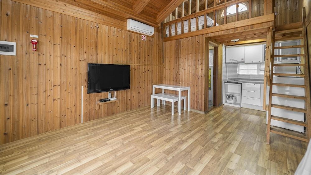 Yeosu Supsokae Pension Basic Room, 1 Bedroom (jongryeobang) 6