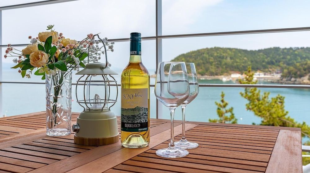 Yeosu Nukim Poolvilla Basic Room, 1 Bedroom (poolvilla4(random,spa,ocean view)) 5