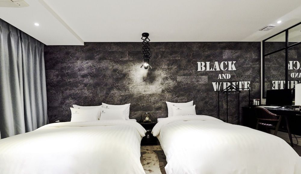 Hotel The Class Deluxe Twin Room 3