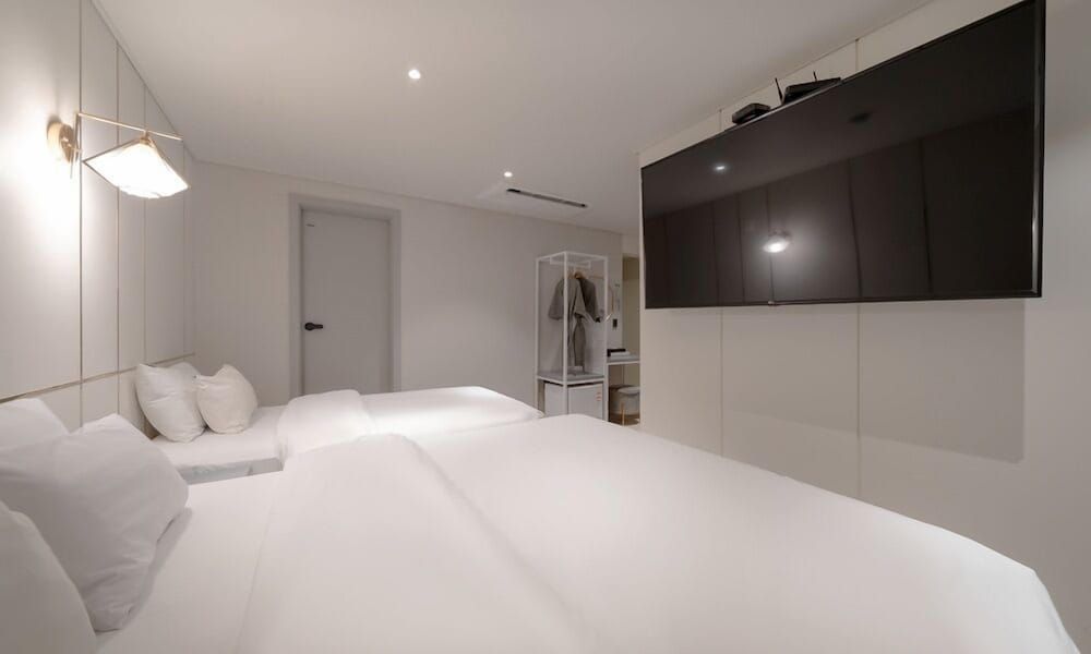 No25 hotel Jeonjusanjeong Suite 7