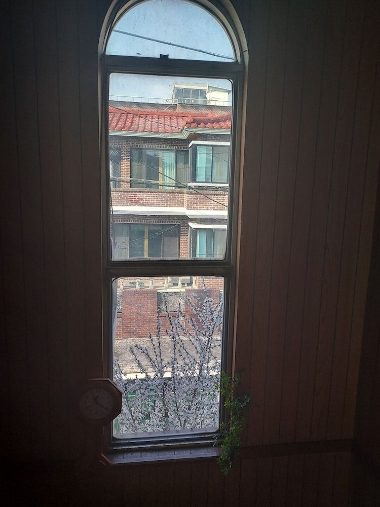 Granny Home Family Townhome 5