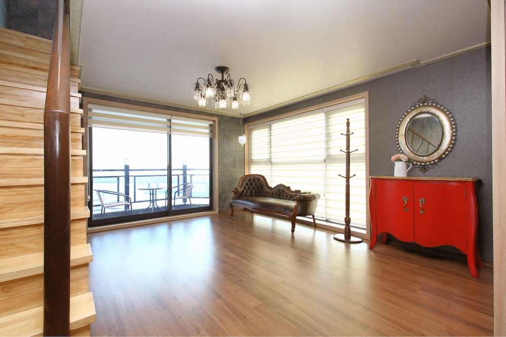Busan Pension Chaeum Duplex (A402) 7