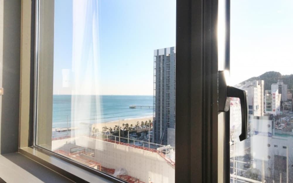 Busan Songjeong Brown dot Room (Deluxe Double Partial Ocean View (Hig) 23