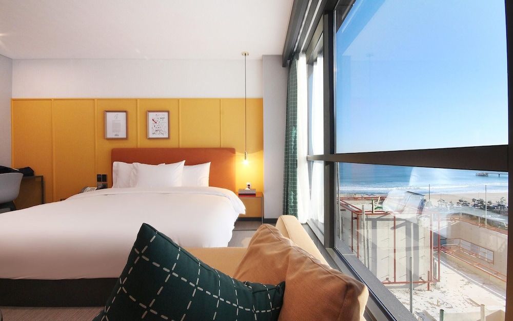 Busan Songjeong Brown dot Room (Deluxe Double Partial Ocean View (Hig) 10