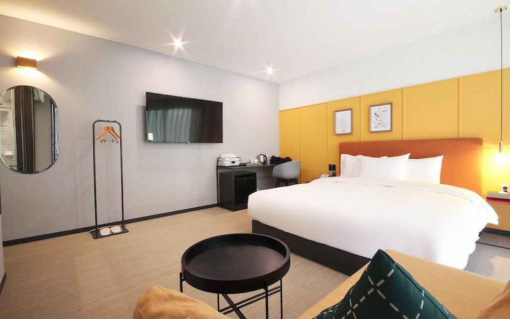 Busan Songjeong Brown dot Room (Deluxe Double Partial Ocean View (Hig) 12