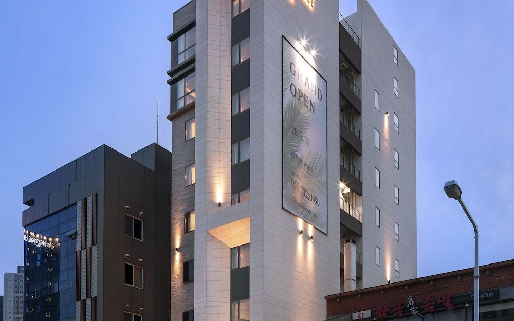 undefined Busan Songjeong Brown dot