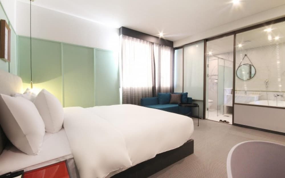 Busan Songjeong Brown dot Room (Deluxe Double Partial Ocean View (Hig) 22