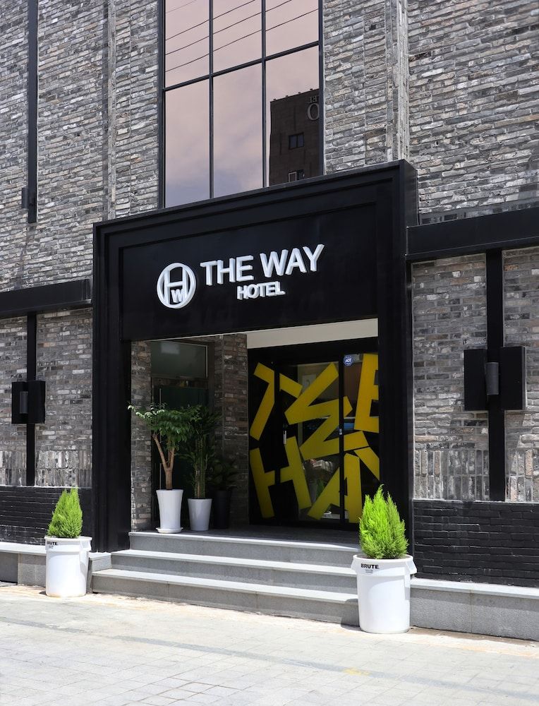 undefined The Way Hotel 3