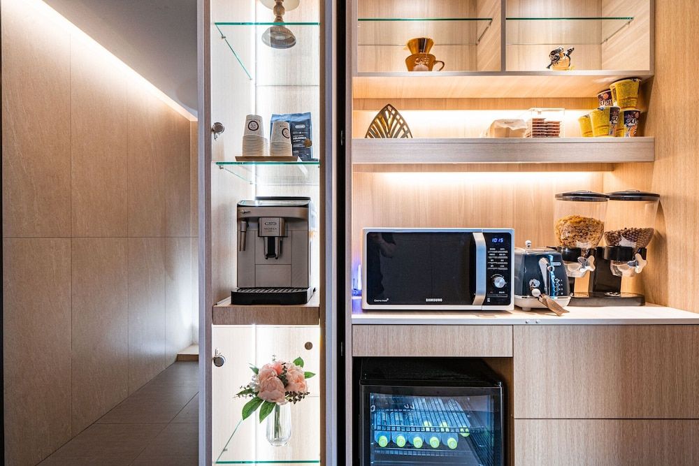 undefined Waba Classic 8