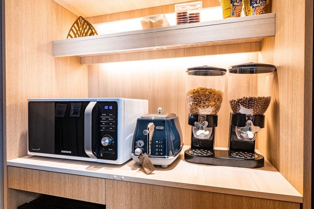 undefined Waba Classic 9