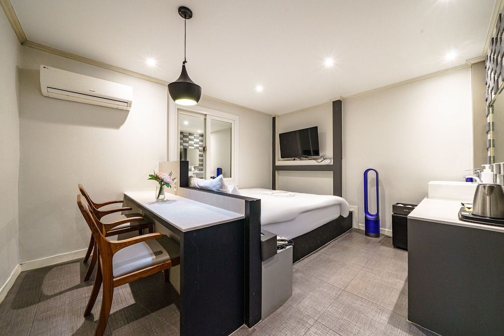 undefined Waba Classic 3