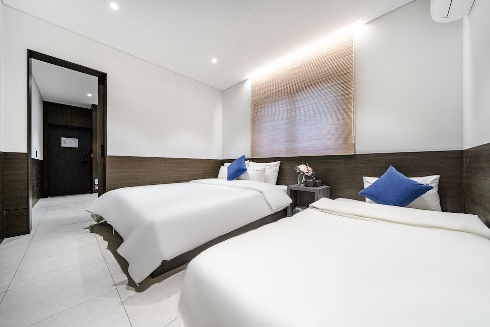 undefined Waba Classic 10